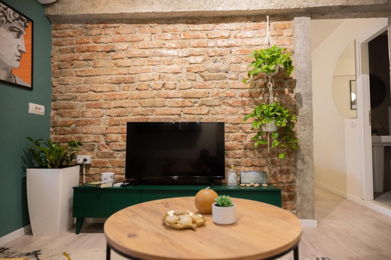 Three Doors Apartments, Kiwi 1+1 Apartment Tirana Extérieur photo